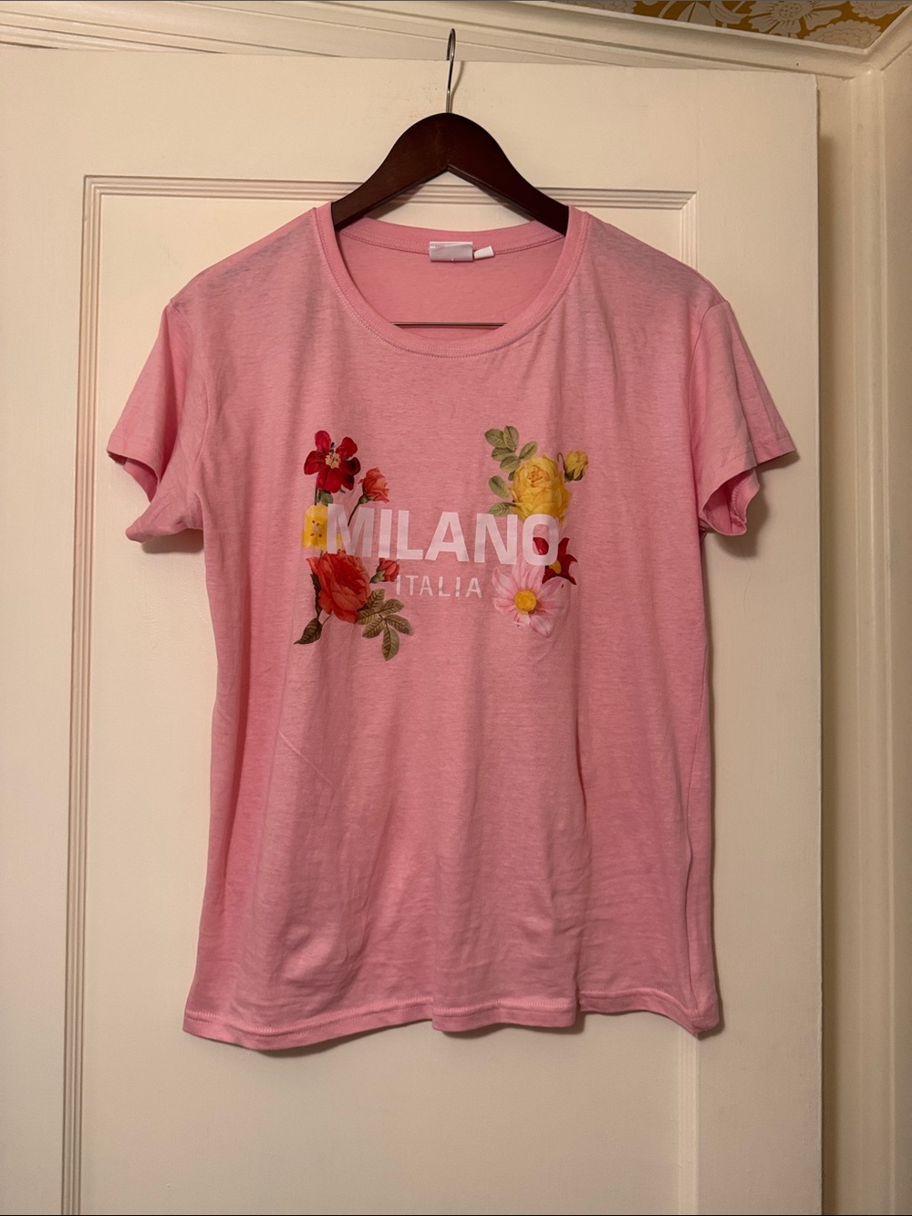 Women’s Milano Floral Graphic Tee - Pink cotton XL NWOT never worn!